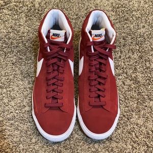Nike Blazer Mid Premium “Team Red”